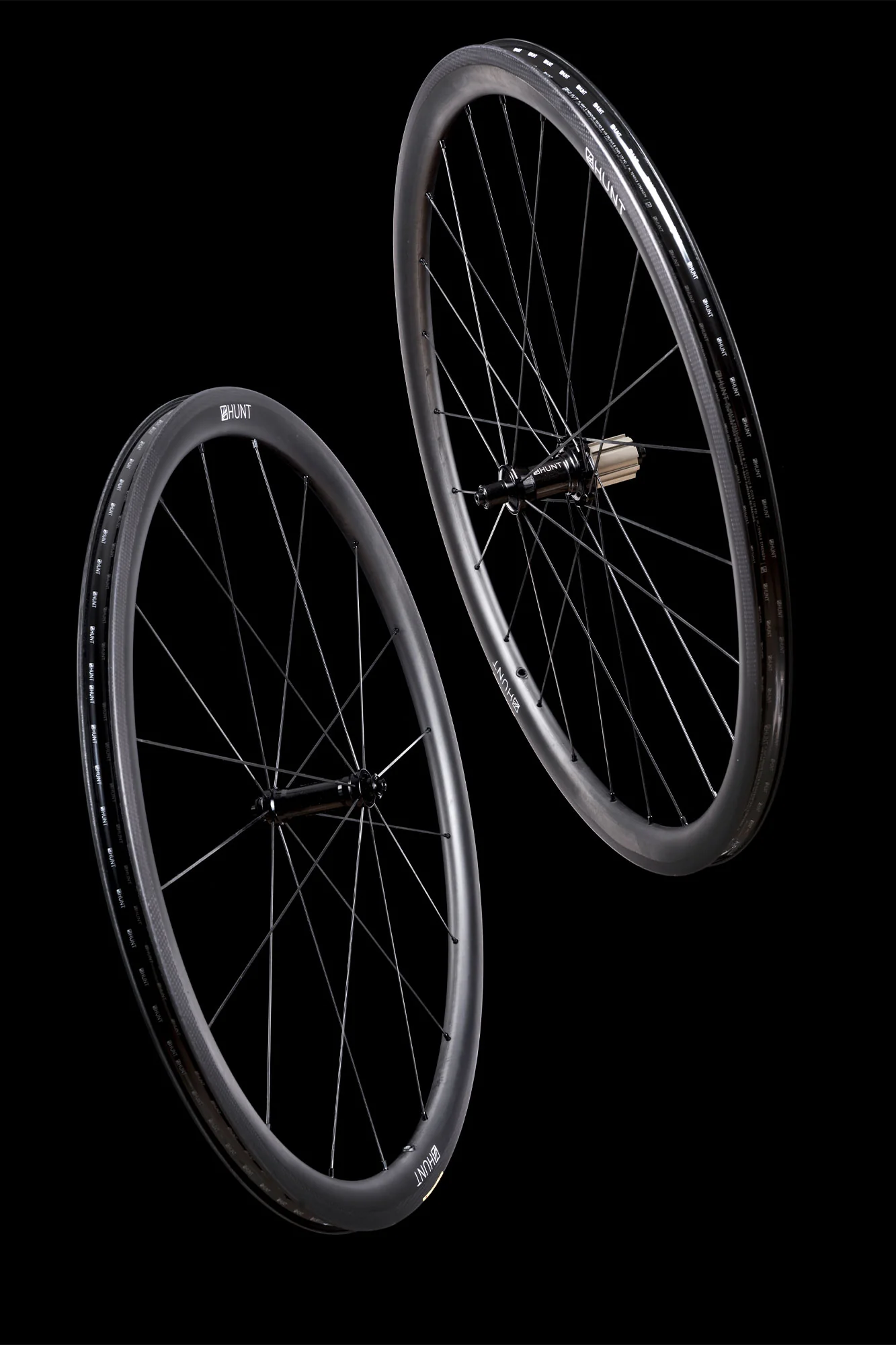 HUNT 36 Carbon Wide Aero Wheelset - Image 14