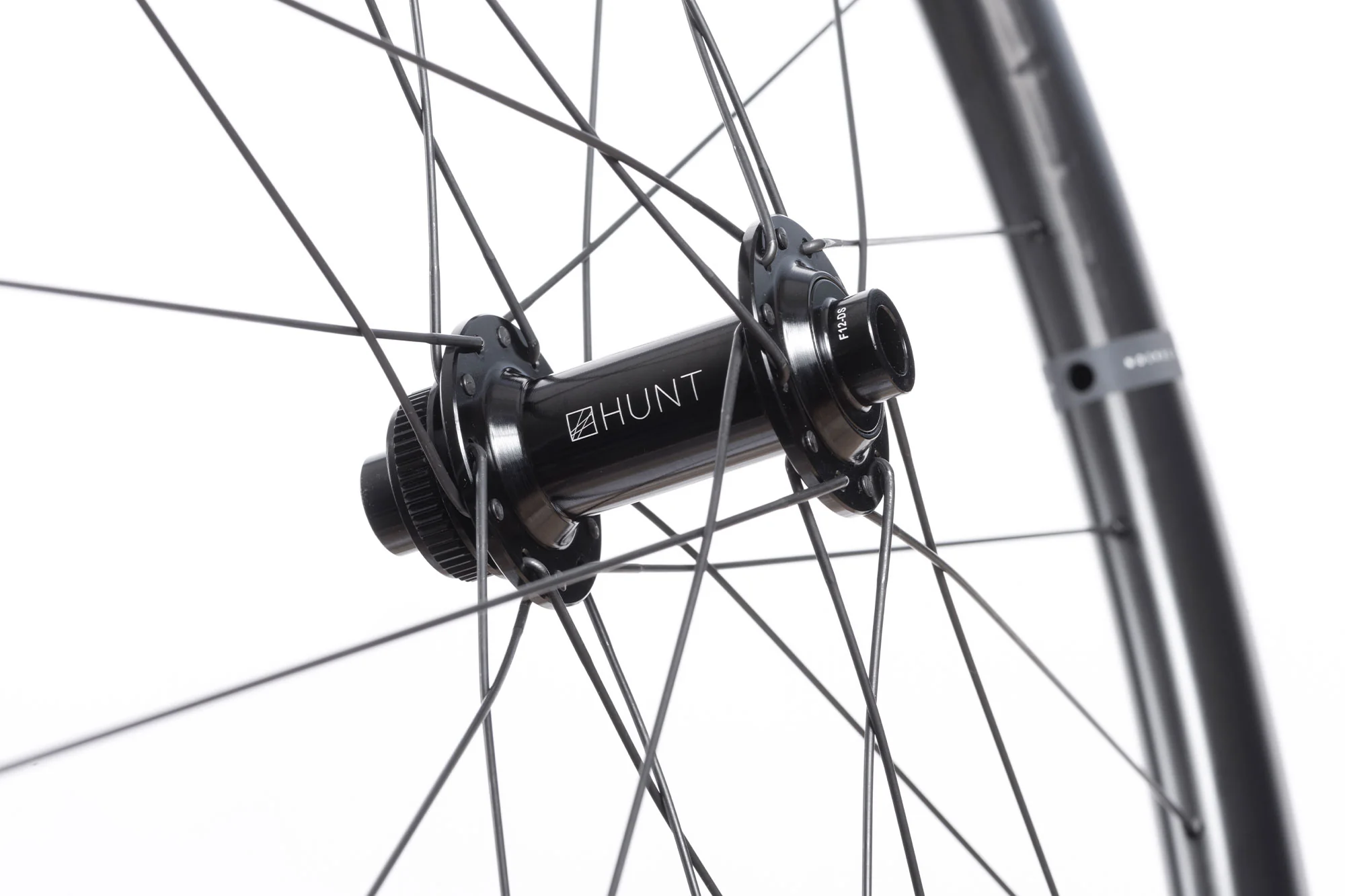 HUNT 4 Season Carbon Dura Wheelset - Image 4