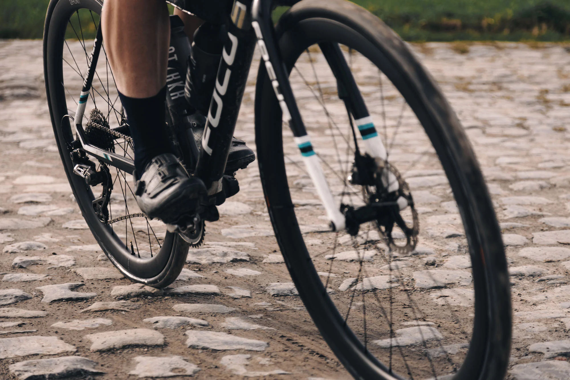 HUNT 40 Carbon Disc Wheelset - Image 3