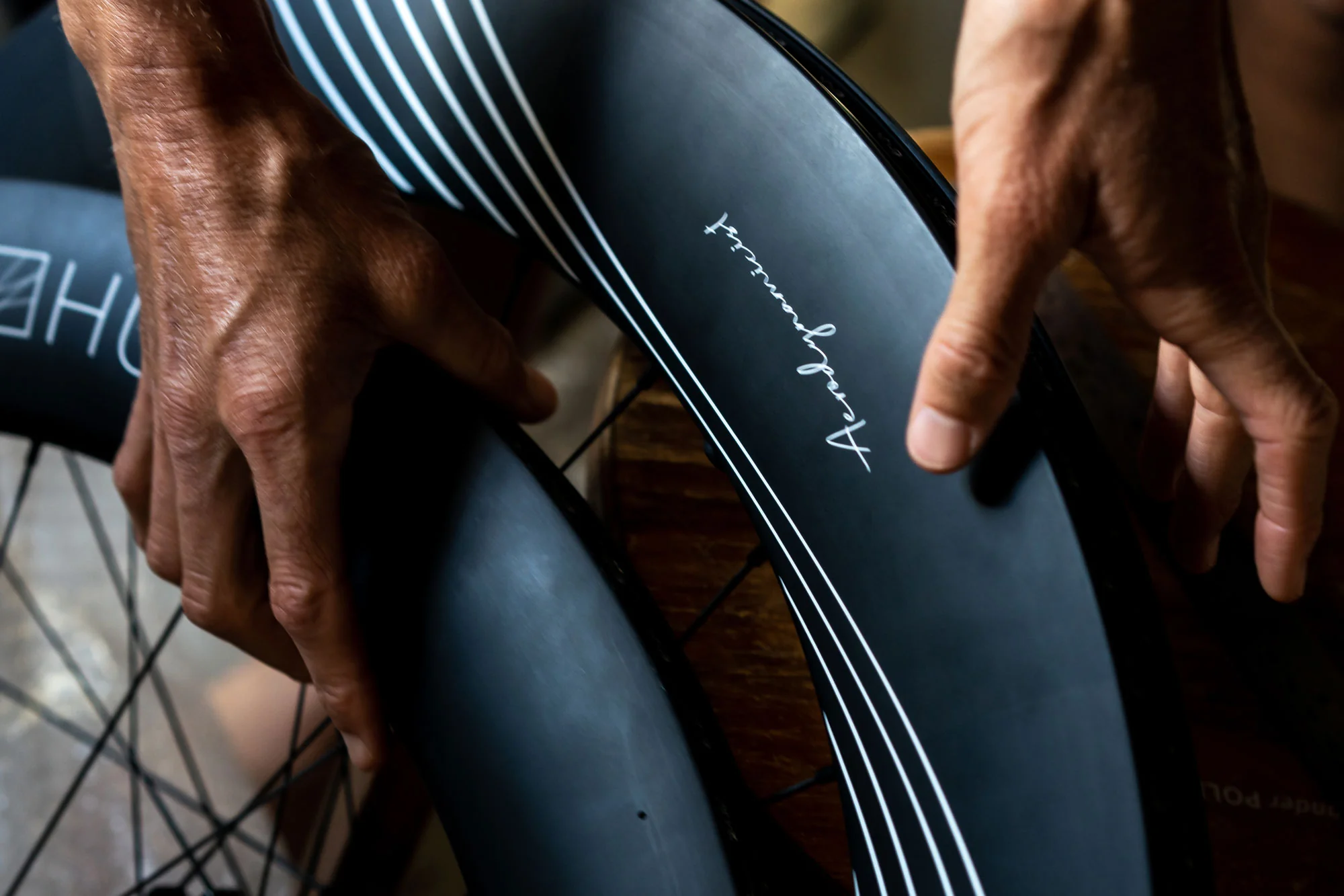 HUNT 7387 Aerodynamicist Carbon Disc Wheelset - Image 8