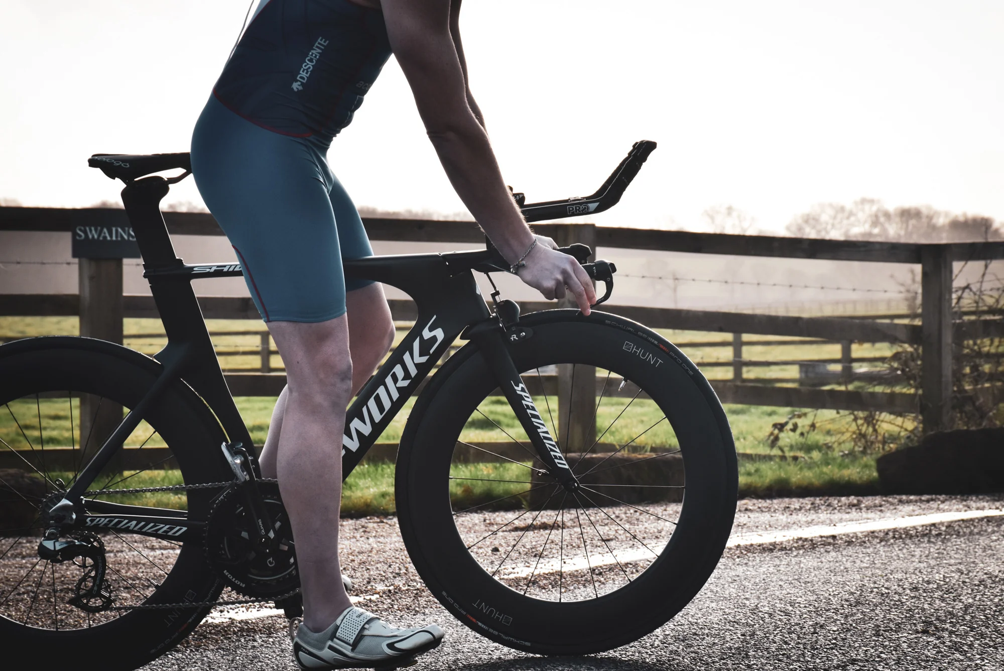 HUNT 82 Carbon Aerodynamicist Wheelset - Image 10