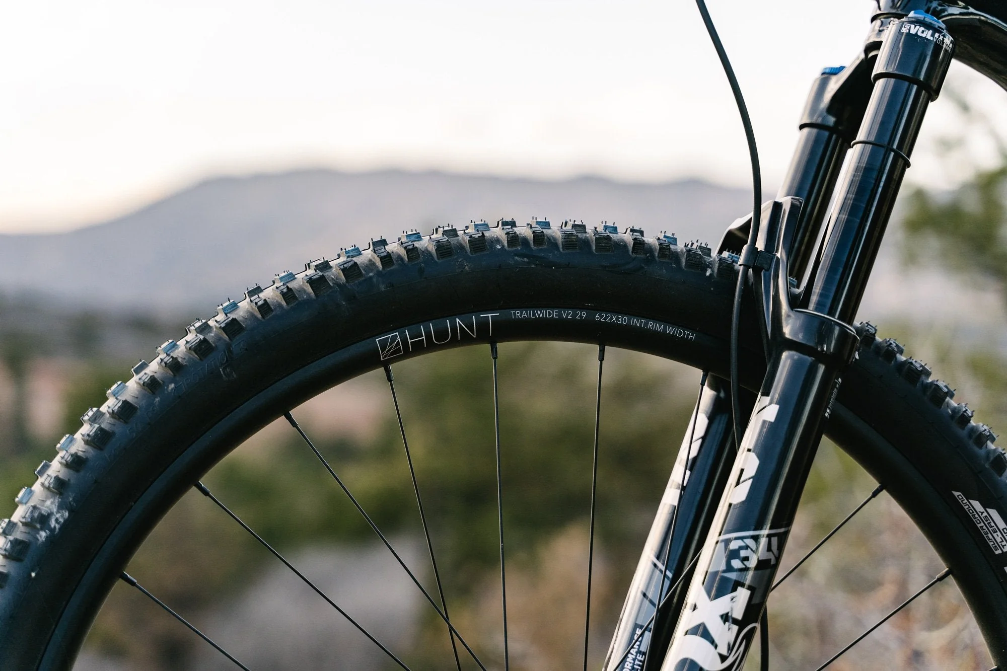 HUNT Trail Wide MTB 27.5 Single Wheel | Previous Model IC172 - Image 8