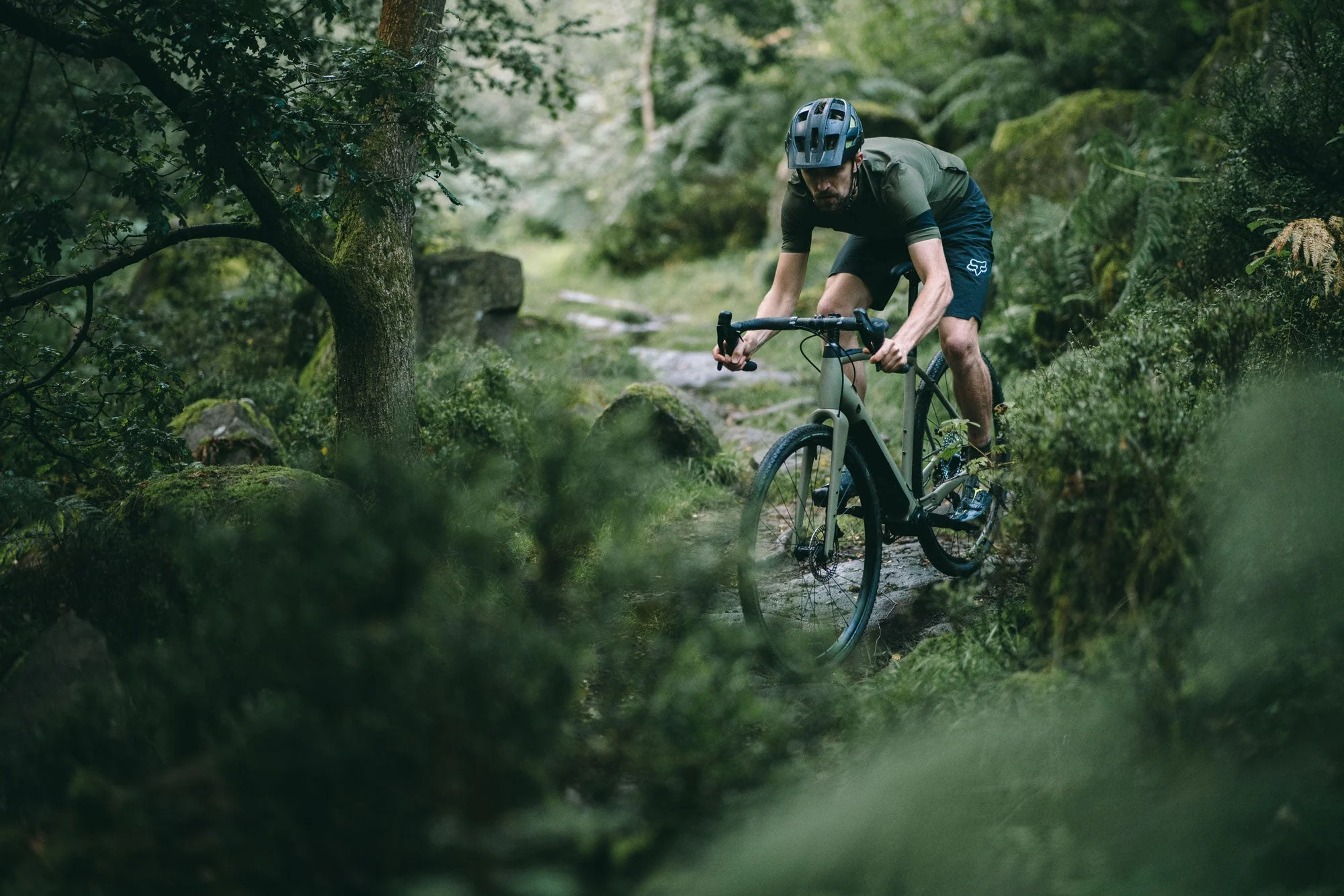 RE:NEW HUNT 4 Season Gravel Disc X-Wide Wheelset - Image 12