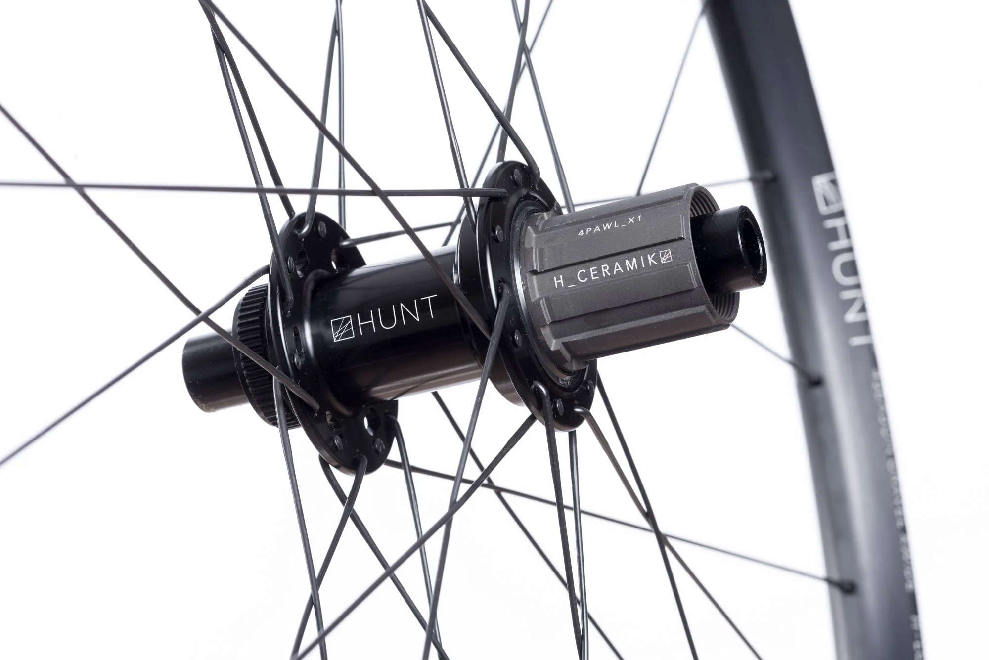 RE:NEW HUNT 4 Season Gravel Disc X-Wide Wheelset - Image 7