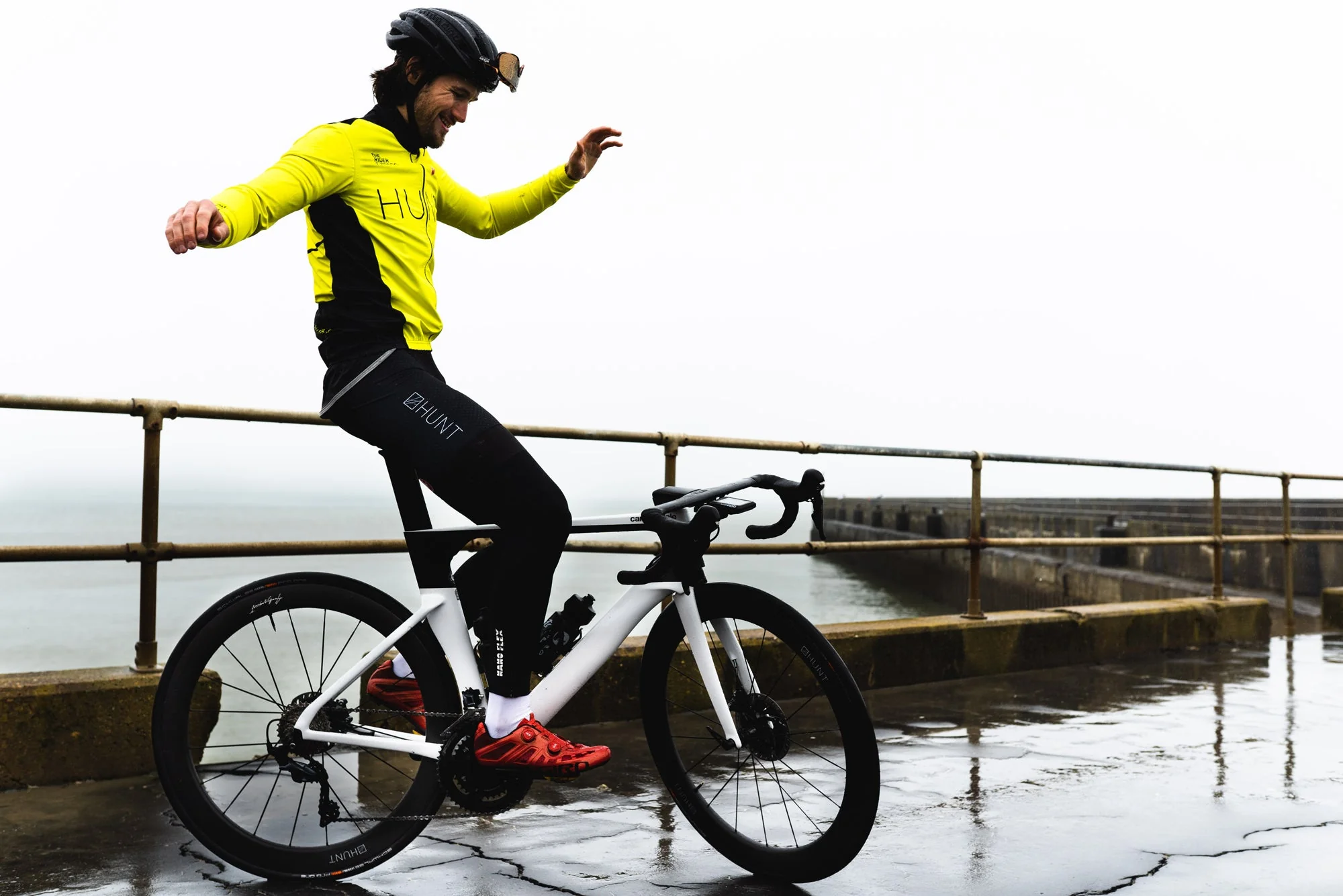 RE:NEW HUNT 54 UD Carbon Spoke Disc Wheelset - Image 13