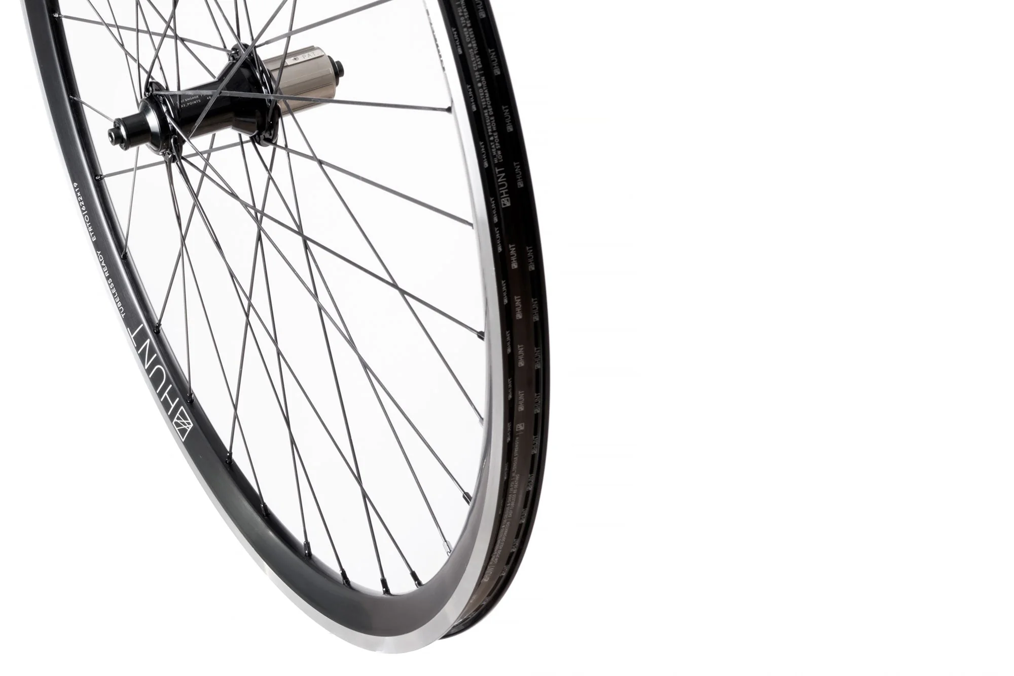 RE:NEW HUNT Race Aero SuperDura Wheelset - Image 3