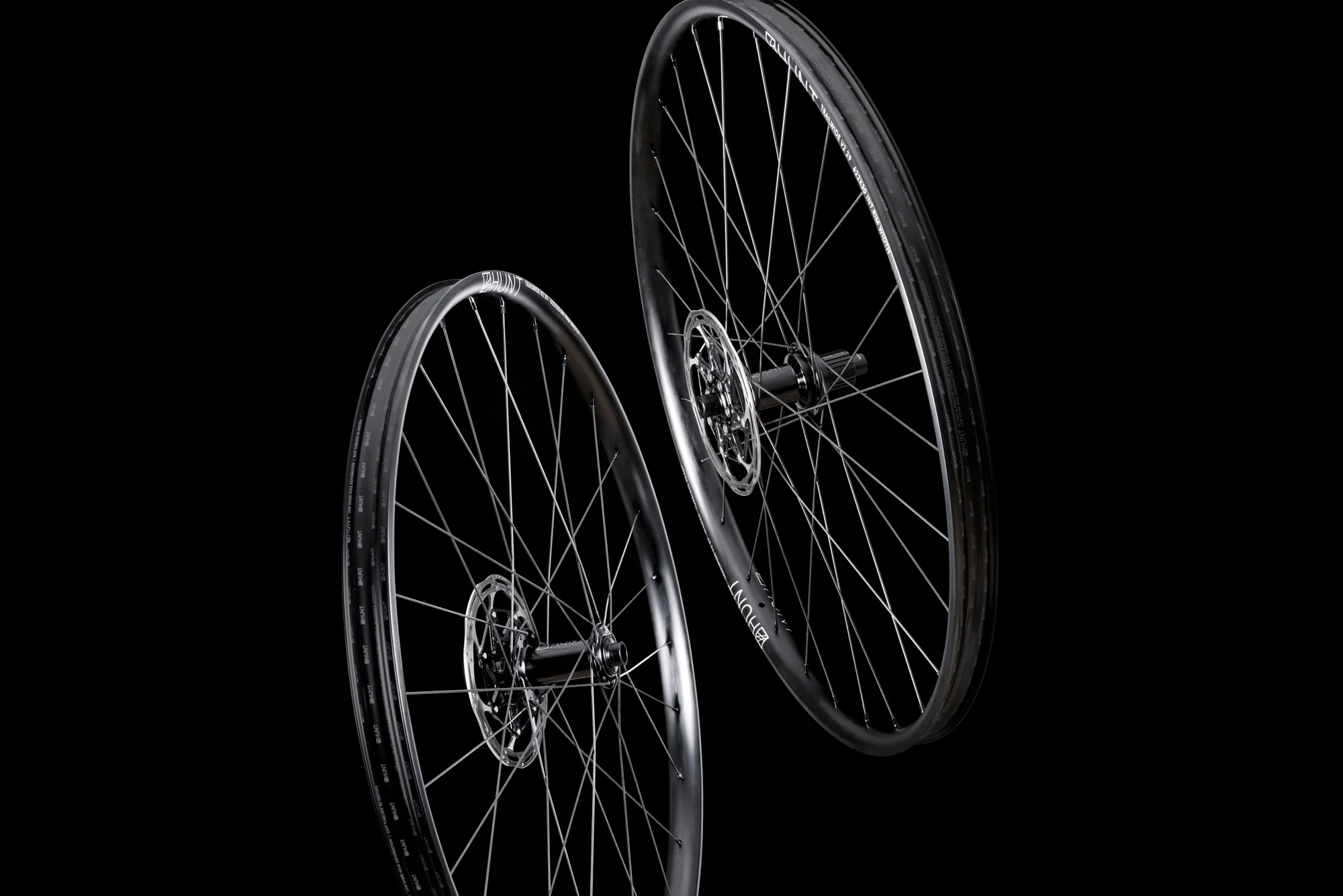 RE:NEW HUNT Trail Wide MTB Wheelset Mullet - Image 14